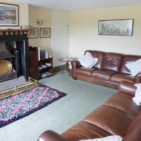 Hornsbarrow Farmhouse